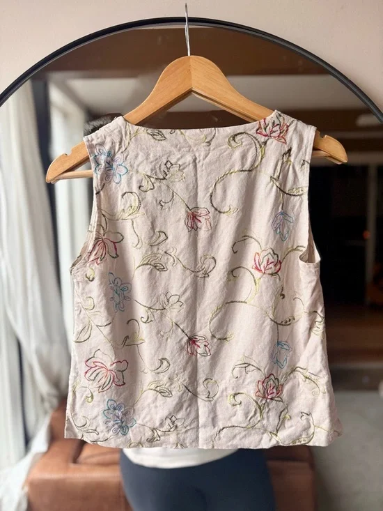 MARGARETA | vintage embroidered floral linen tank | size small - Picture 2 of 4